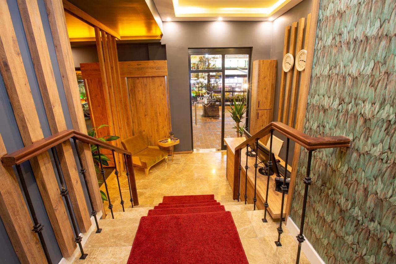 Taksim Leon'S Hotel อิสตันบูล ภายนอก รูปภาพ