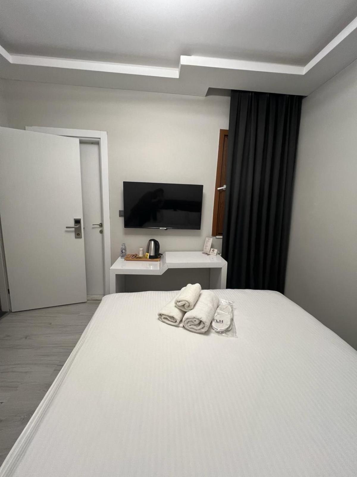 Taksim Leon'S Hotel อิสตันบูล ภายนอก รูปภาพ